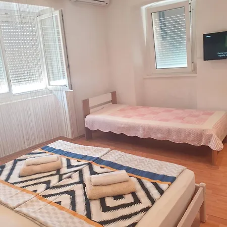 Apartments By The Sea Selce, Crikvenica - 22935 Room photo